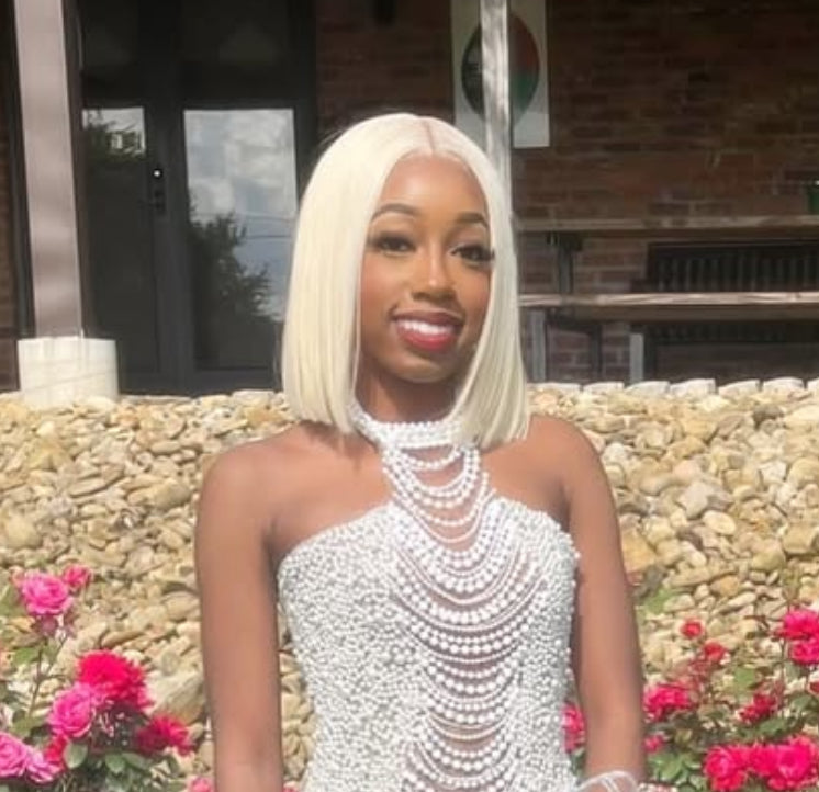 Blonde Bob Wigs